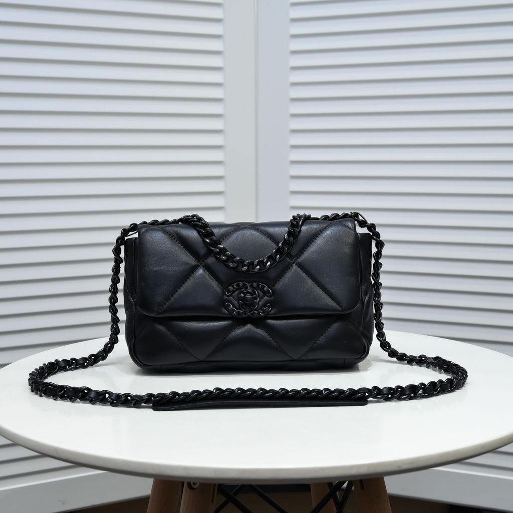 CHANEL 19 FLAP BAG 26CM ALL BLACK