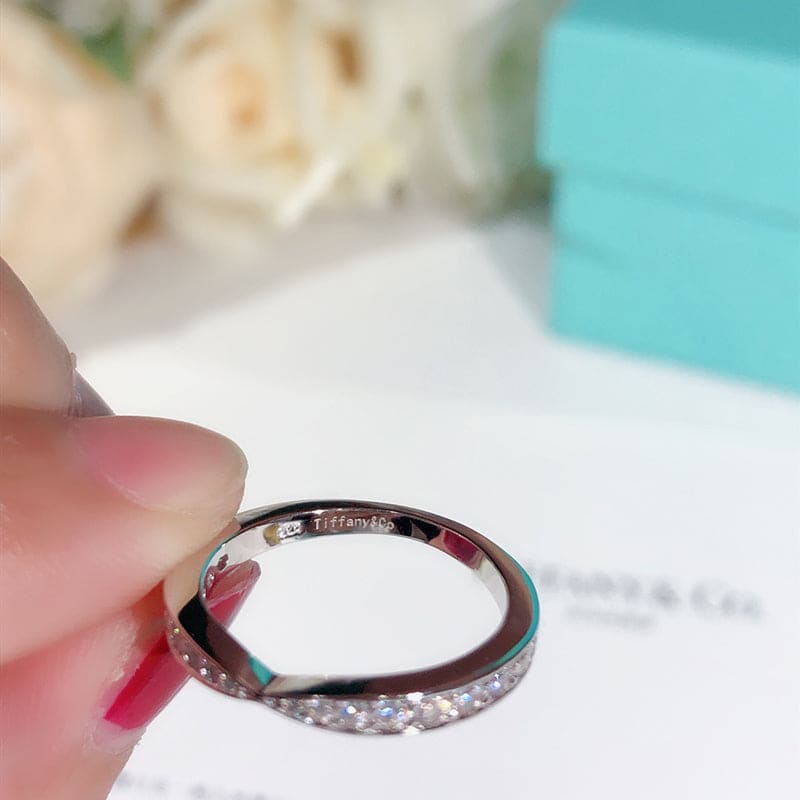18K Tiffany Harmony  Ring