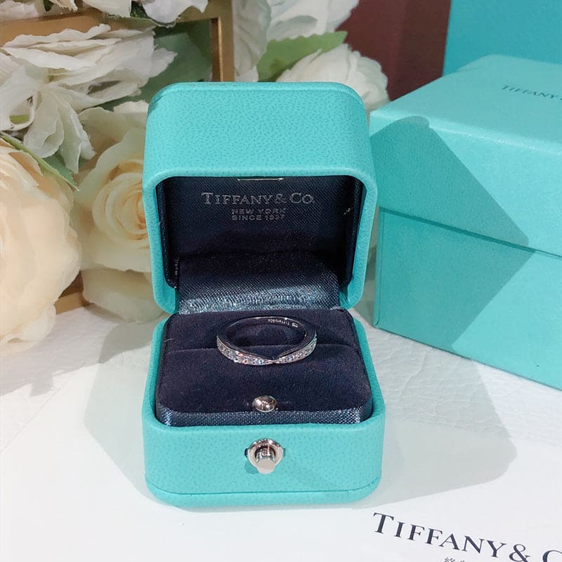 18K Tiffany Harmony  Ring
