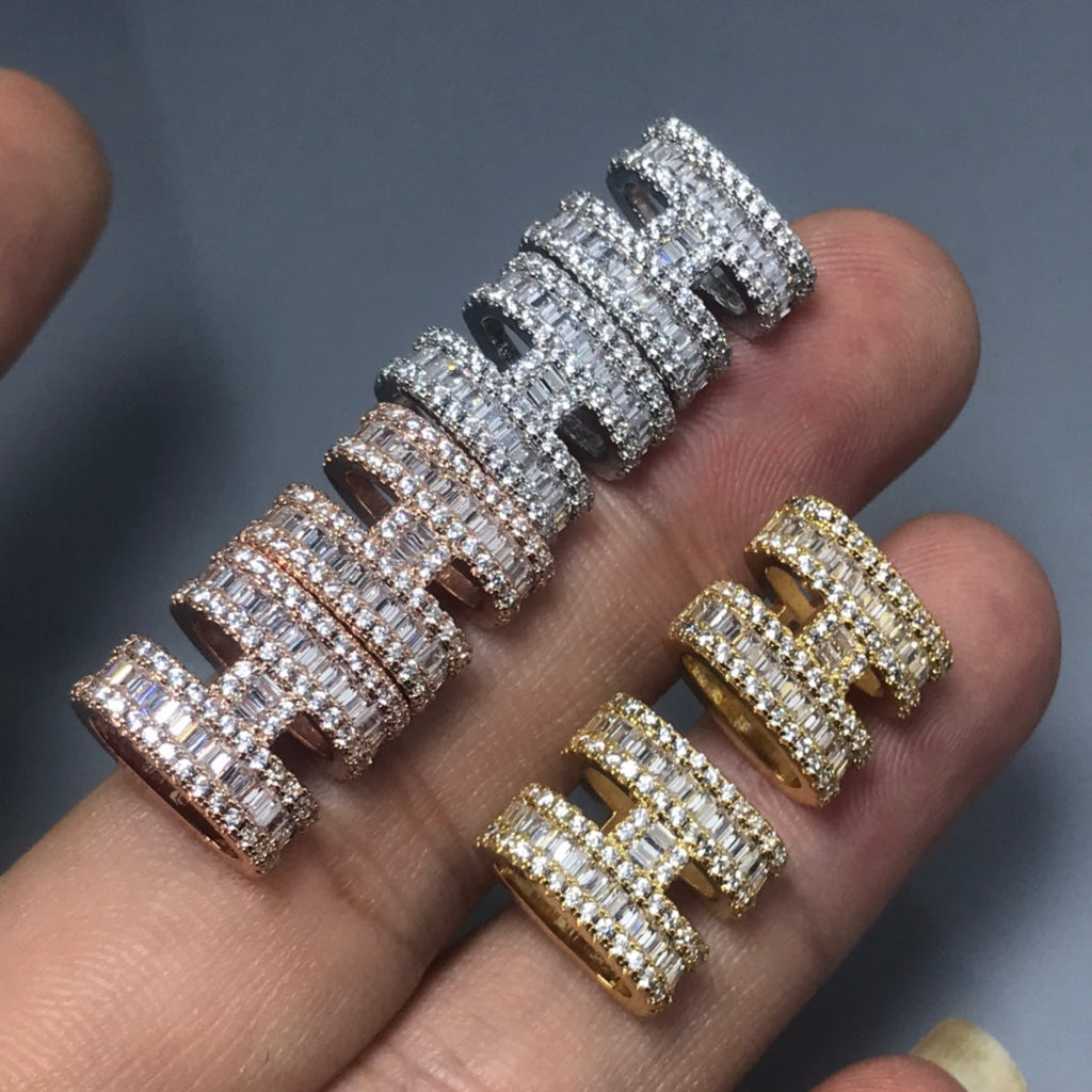 18K Pop Hermes Diamonds Earrings