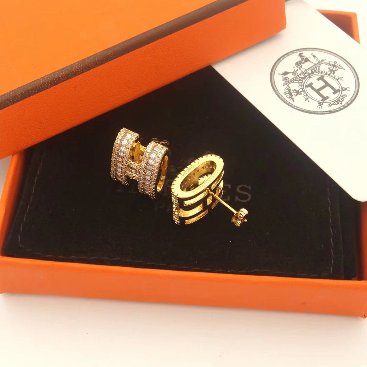 18K Pop Hermes Diamonds Earrings