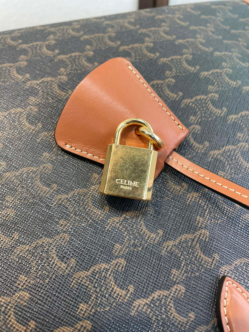 CELINE 25S HORIZONTAL CABAS 43MM IN BLACK TRIOMPHE CANVAS AND TAN BROWN CALFSKIN