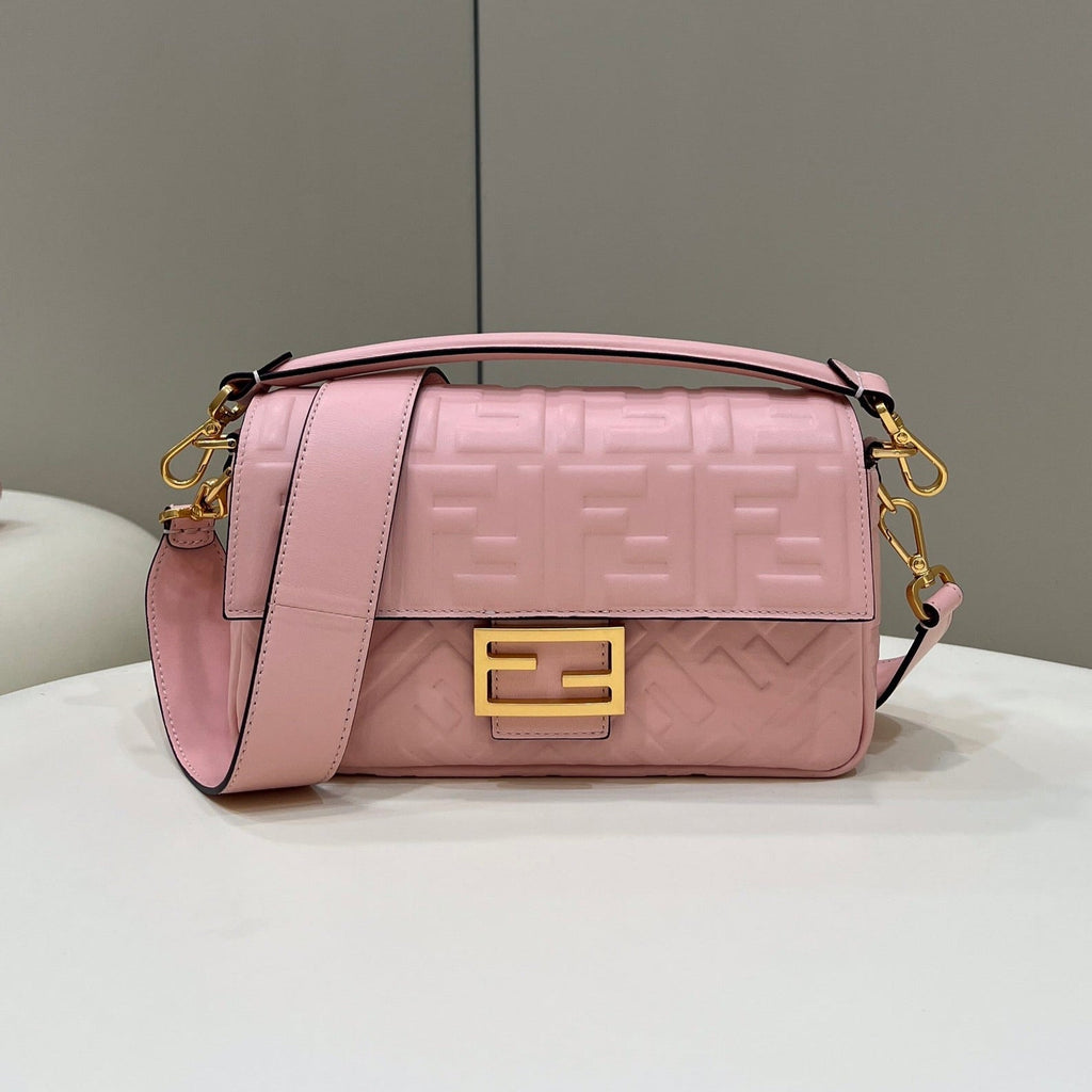 BAGUETTE WITH FF MOTIF 27 IN LIGHT PINK SOFT LAMBSKIN GOLD HARDWARE