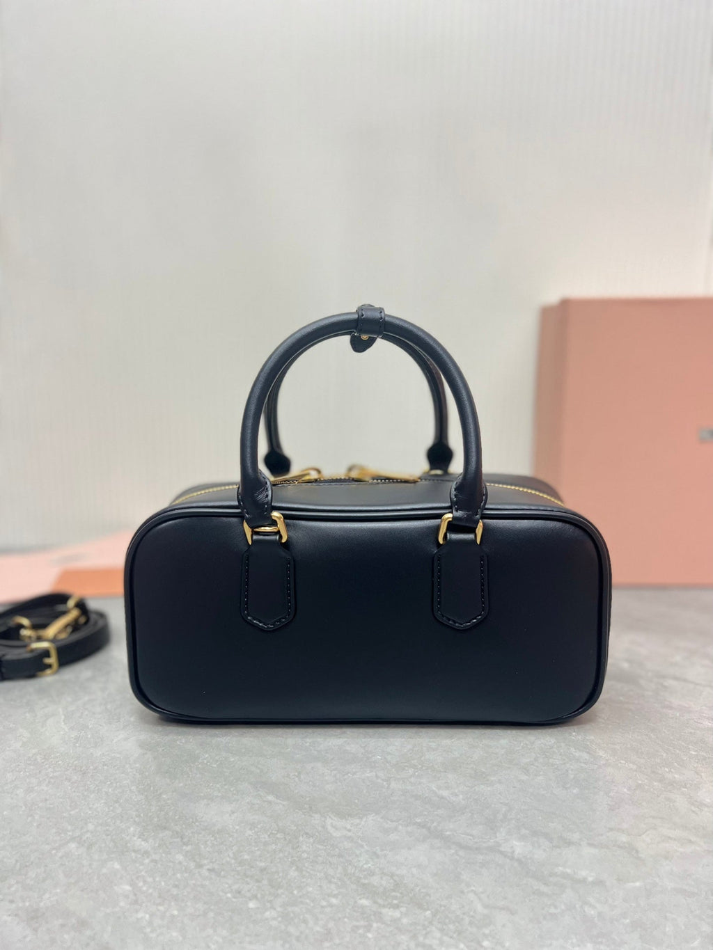 ARCADIE BAG 27 IN BLACK SHINY CALFSKIN