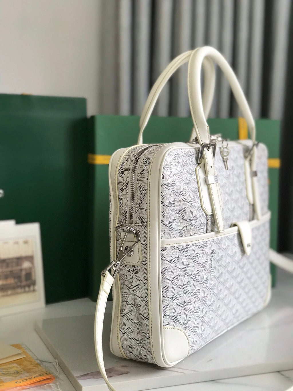 AMBASSADE DOCUMENT CASE 35 IN WHITE GOYARDINE CANVAS