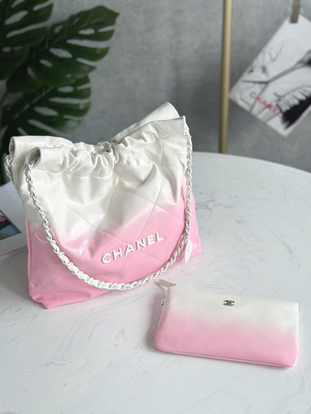 CHANEL 22 BAG 25S 42 CM IN PASTEL PINK MIX WHITE LAMBSKIN WITH WHITE HARDWARE
