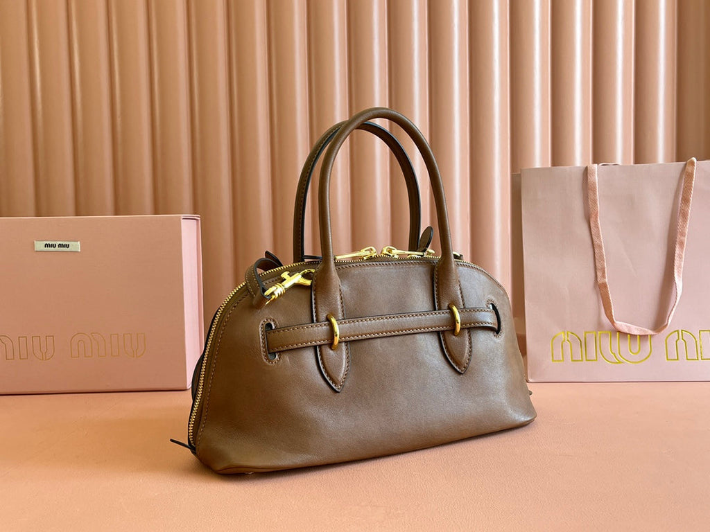 AVENTURE NAPPA BAG 33 IN CARAMEL BROWN LAMBSKIN GOLD HARDWARE