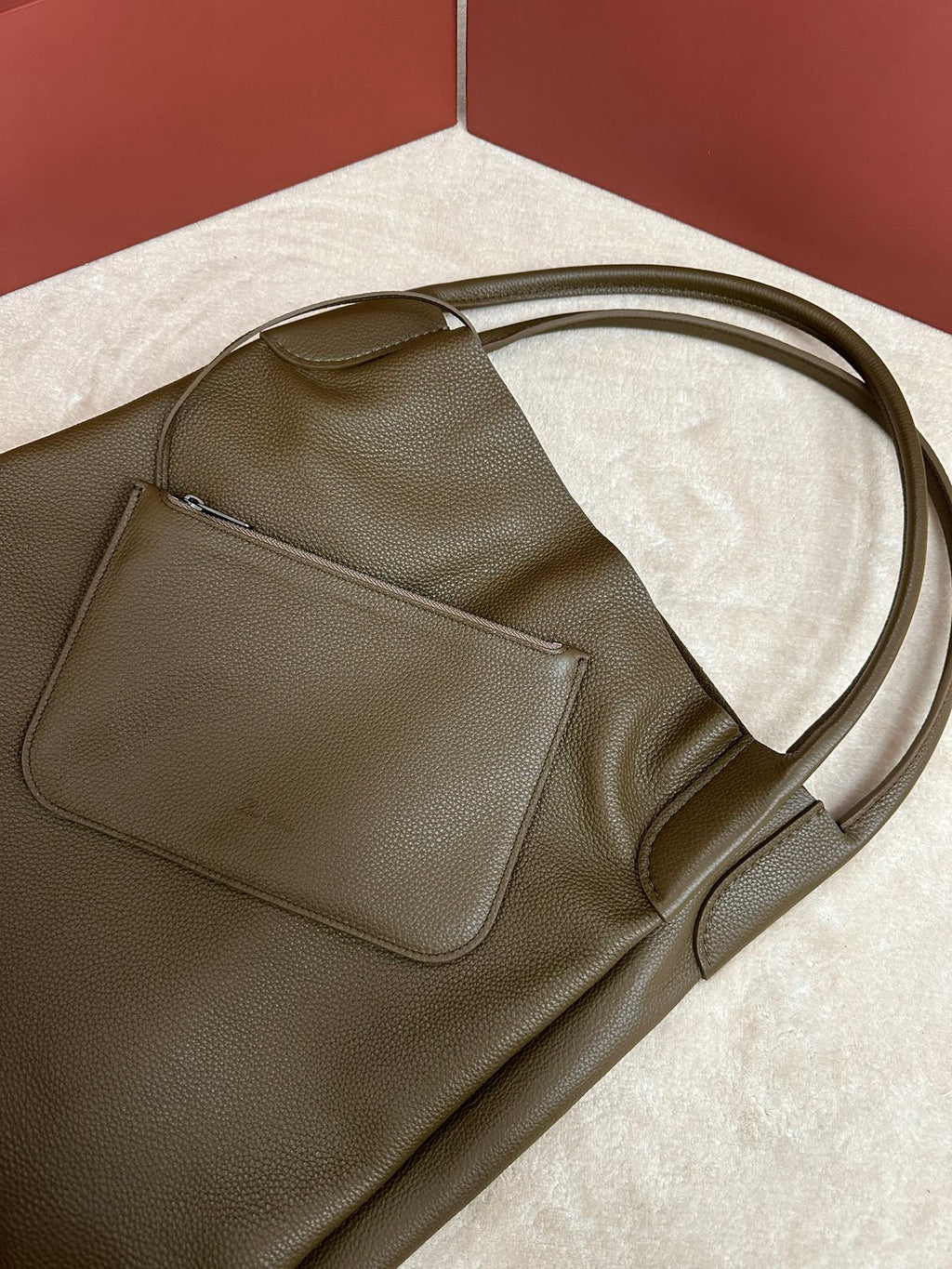 BALE HOBO EXTRA LARGE 40 BAG IN MOCHA BROWN CALFSKIN