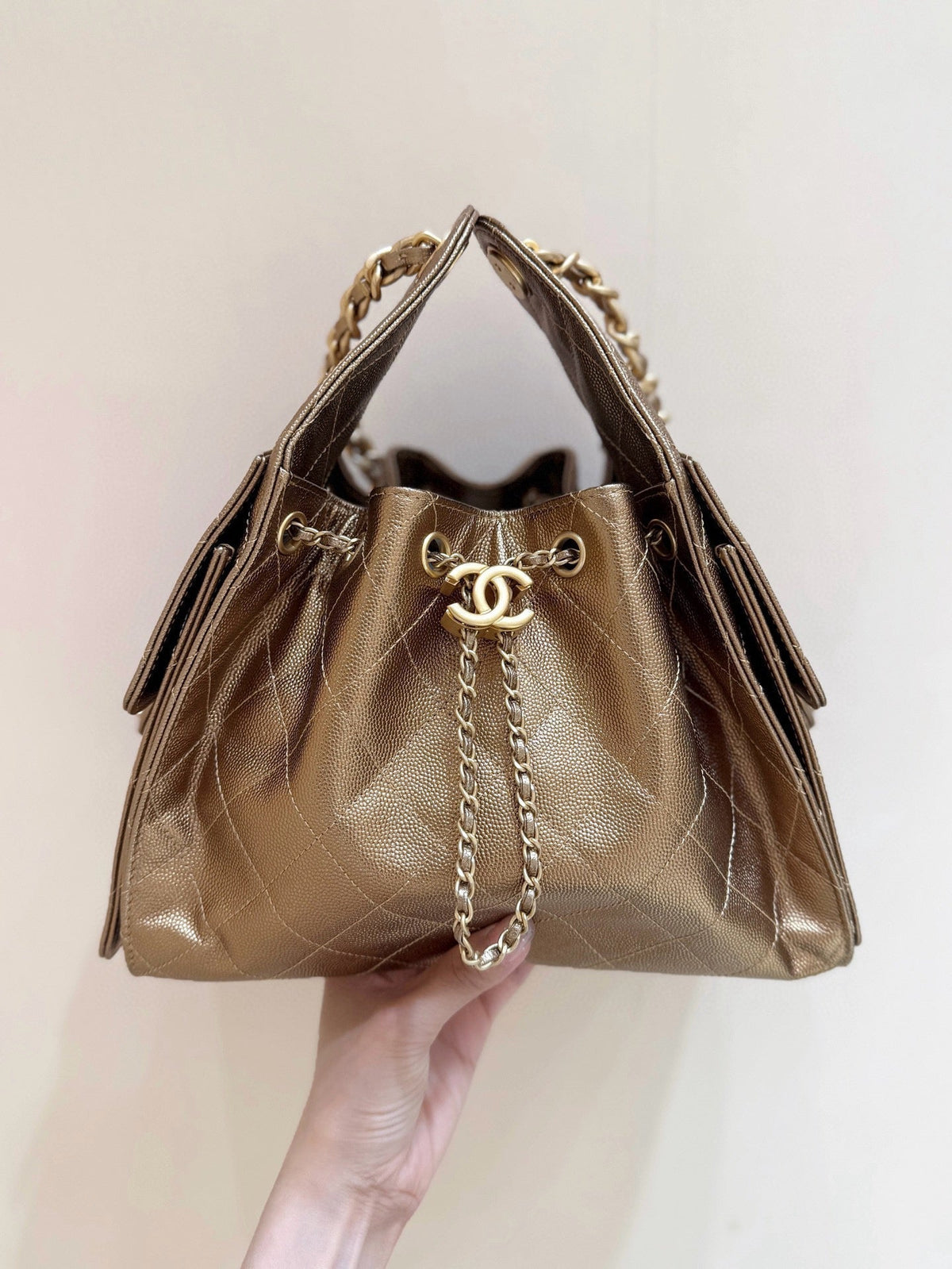 CHANEL 25 MEDIUM HANDBAG 30 IN GOLDEN BROWN CALFSKIN WITH GOLD HARDWARE