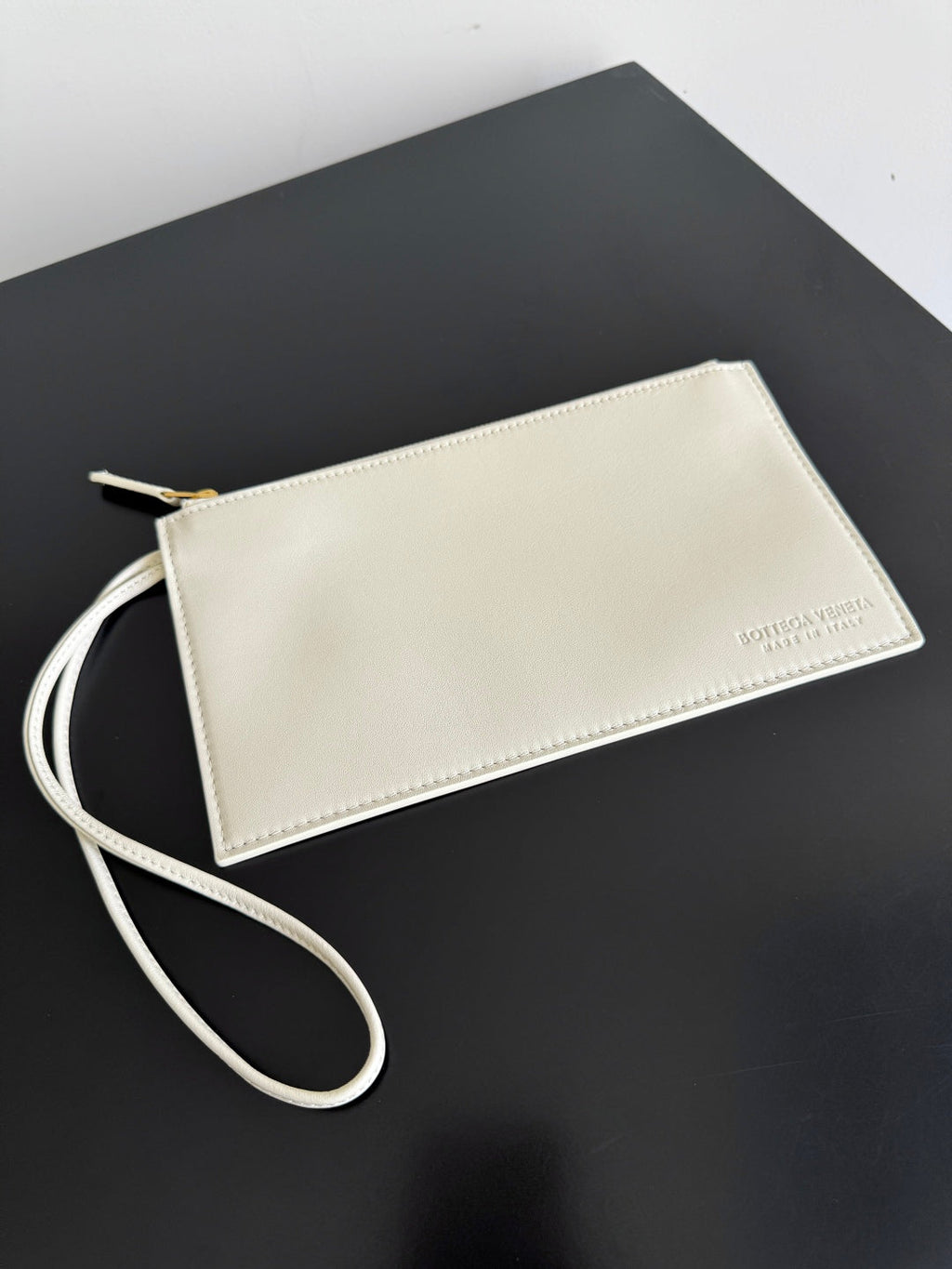 BOTTEGA VENETA 25S PINACOTECA BAG 43 IN IVORY CALFSKIN