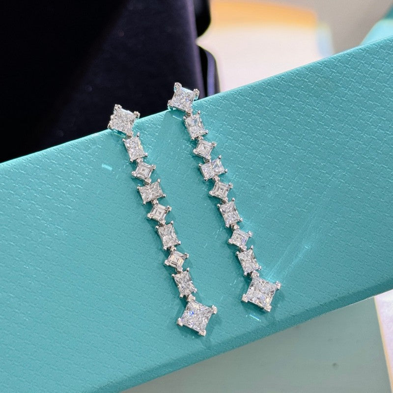 18K Tiffany Diamond Earrings