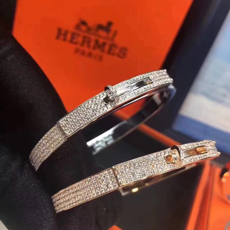 18K Yellow Gold Kelly Diamonds Hermes Bracelet