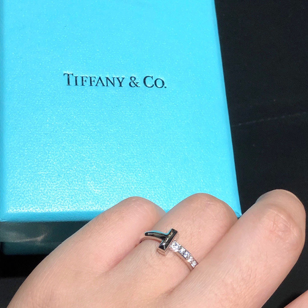 18K Tiffany T1 Diamond Ring