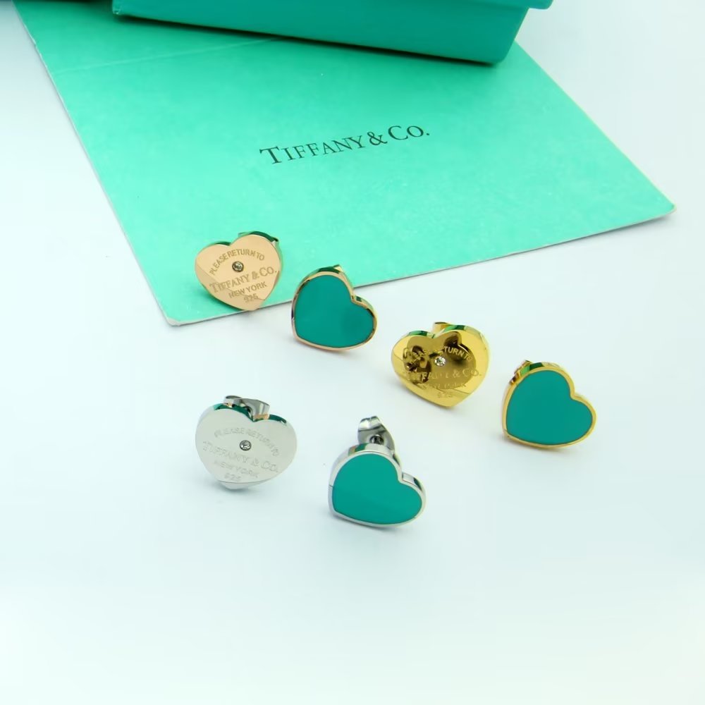 18K Return to Tiffany Blue Heart Earrings
