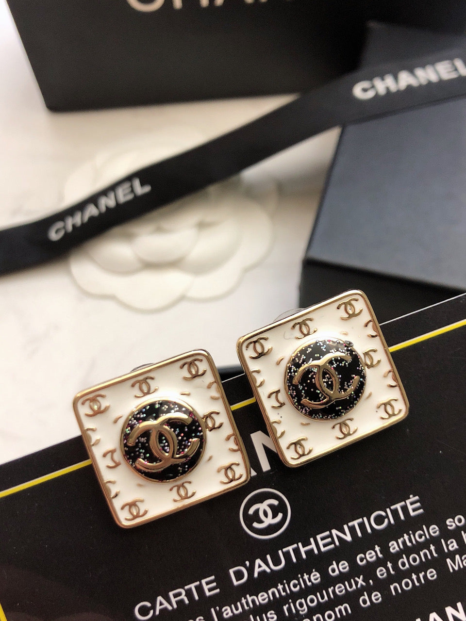 18K Vintage  Chanel Earrings