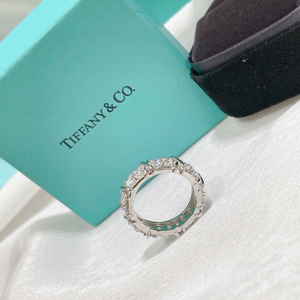 18K Tiffany Schlumberger Eighteen Stone Ring
