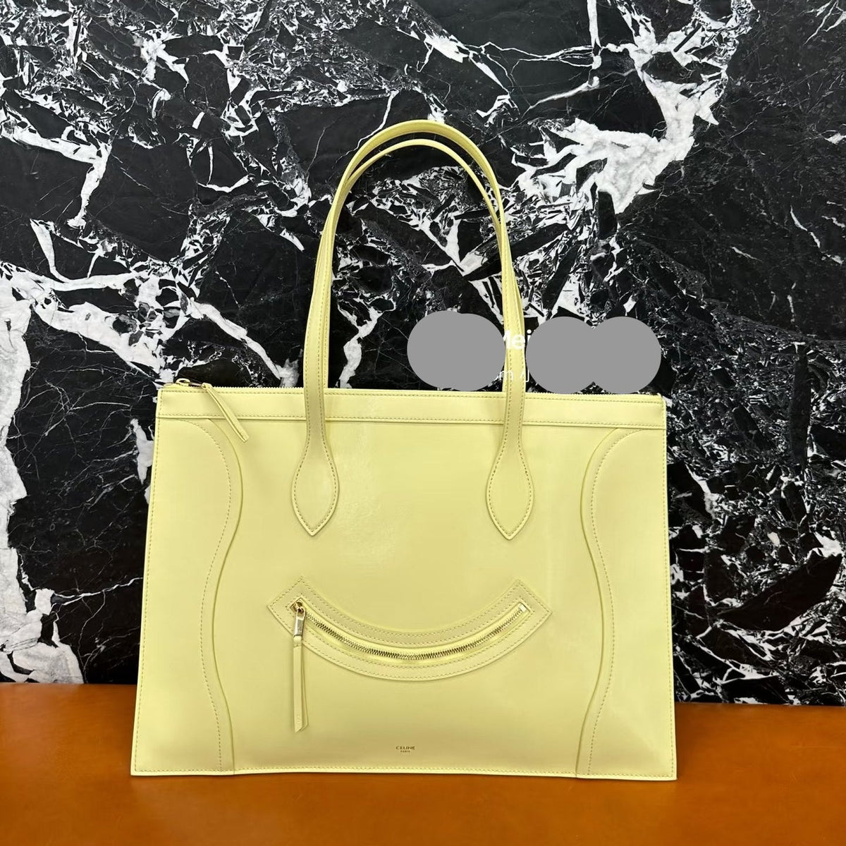 CELINE 25S FLAT CABAS NEW LUGGAGE 44MM IN PASTEL YELLOW GLOSSY CALFSKIN