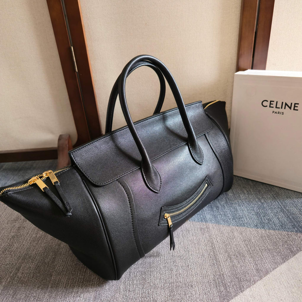 CELINE 25S MEDIUM SMILING NEW LUGGAGE 36MM IN BLACK SUPPLE SHINY LAMBSKIN