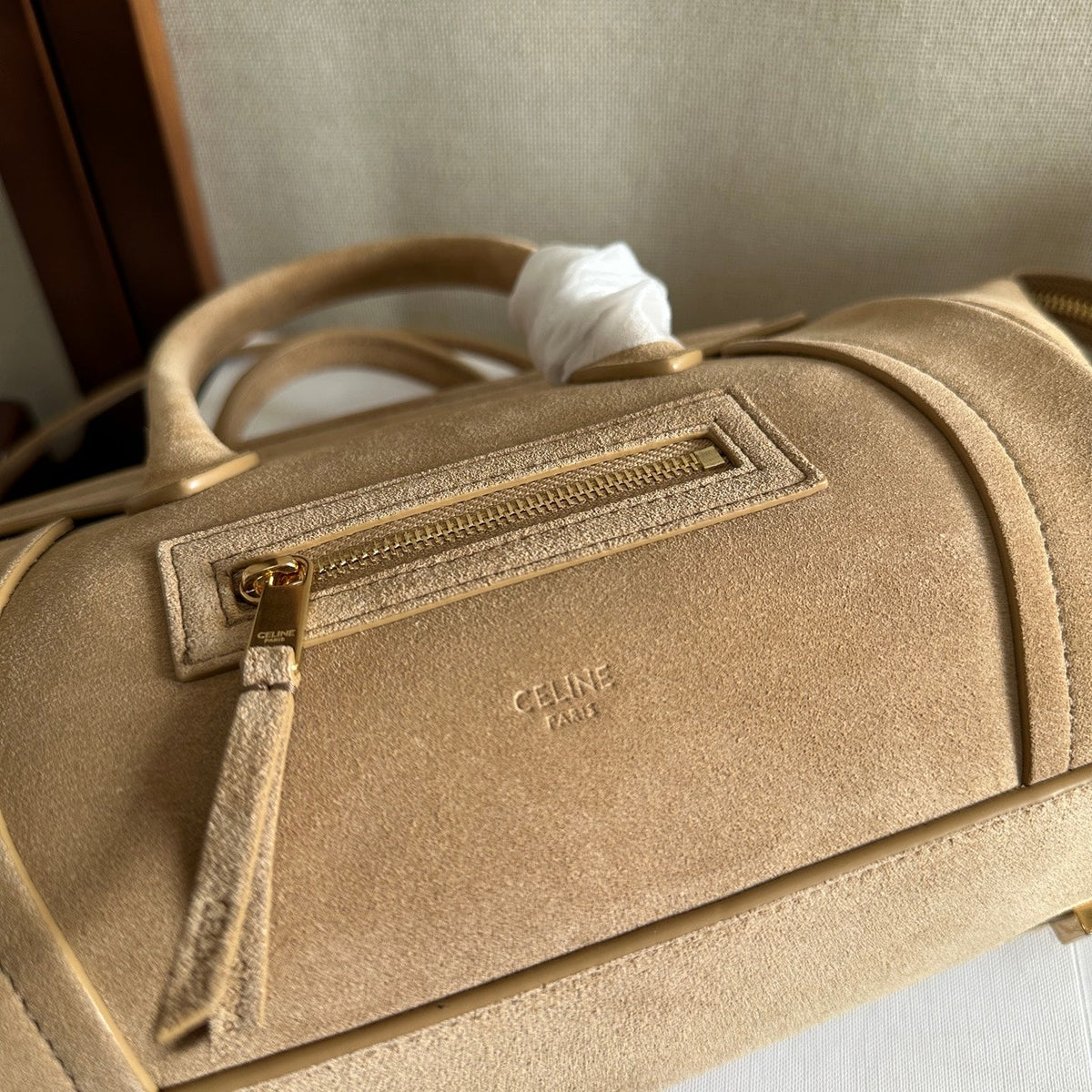 CELINE 25S NEW LUGGAGE 36MM IN BEIGE SUEDE GOLD HARDWARE