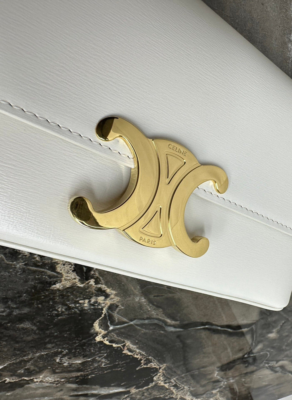 CELINE 25S TRIOMPHE BAG 24 IN WHITE SHINY CALFSKIN