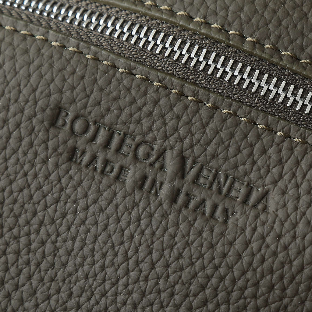 BOTTEGA VENETA 25S DIAGO 22 IN DARK OLIVE CALFSKIN SILVER HARDWARE