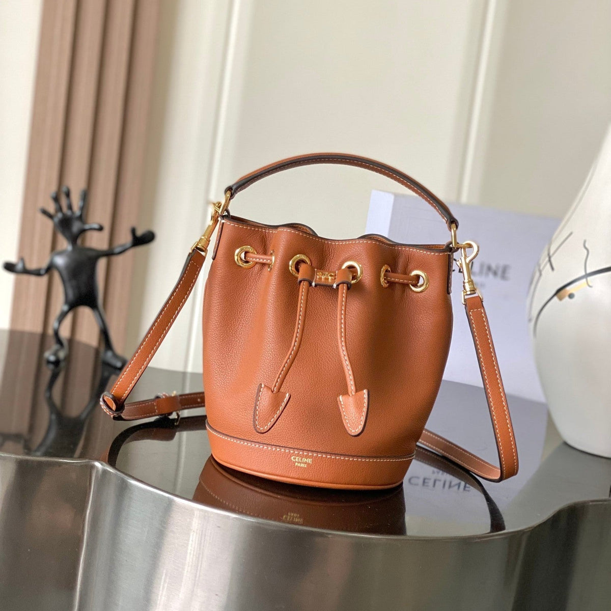 CELINE 25S CLARA BAG 19 IN BURNT ORANGE CALFSKIN GOLD HARDWARE