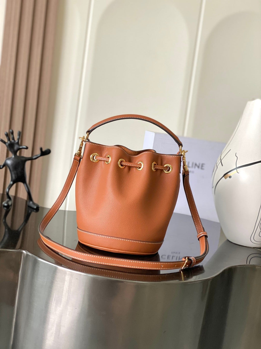 CELINE 25S CLARA BAG 19 IN BURNT ORANGE CALFSKIN GOLD HARDWARE