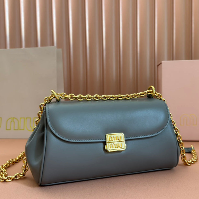 CHAIN SHOULDER BAG 24 IN SLATE GREY PATENT SMOOTH CALFSKIN