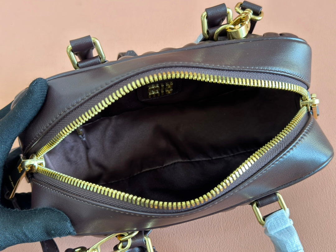 ARCADIE MATELASSÉ BAG 22 IN CONGO BROWN CALFSKIN GOLD HARDWARE