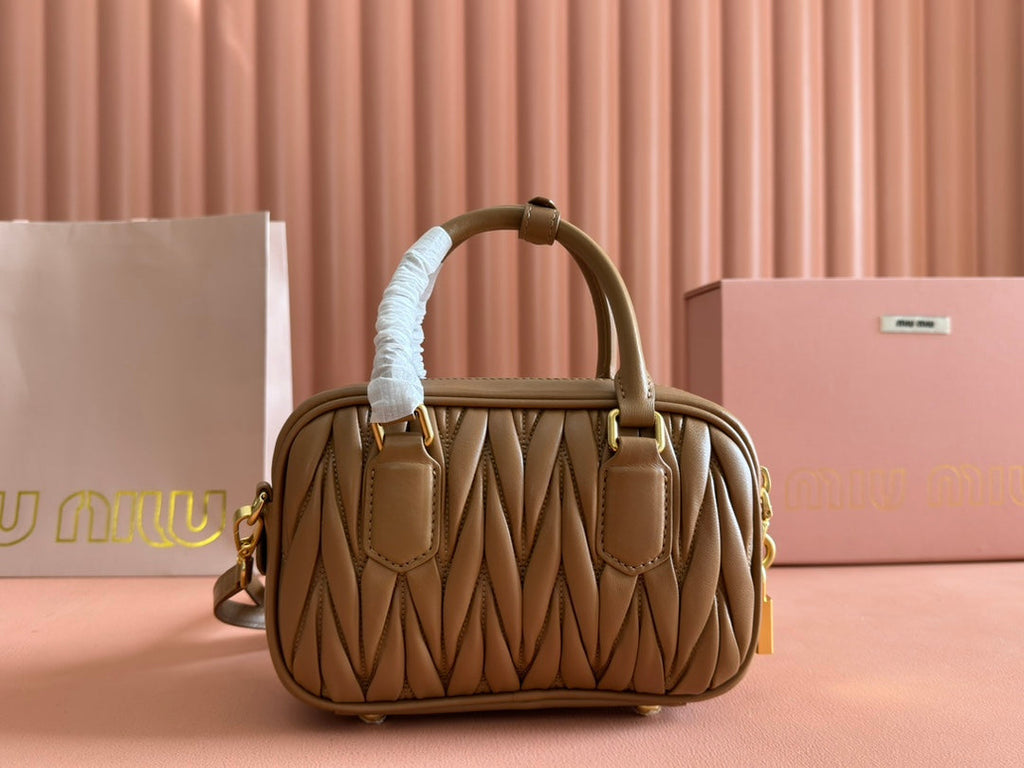 ARCADIE MATELASSÉ BAG 19 IN BROWN LAMBSKIN GOLD HARDWARE