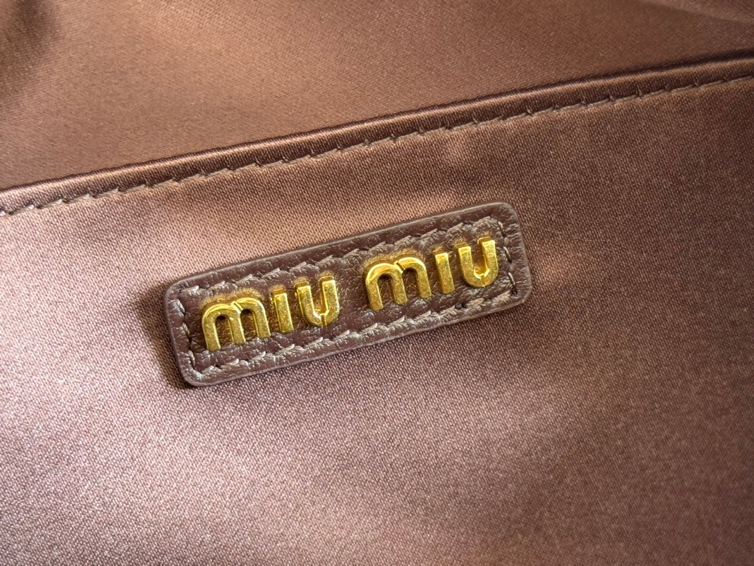ARCADIE MATELASSÉ BAG 19 IN CHESTNUT BROWN LAMBSKIN GOLD HARDWARE