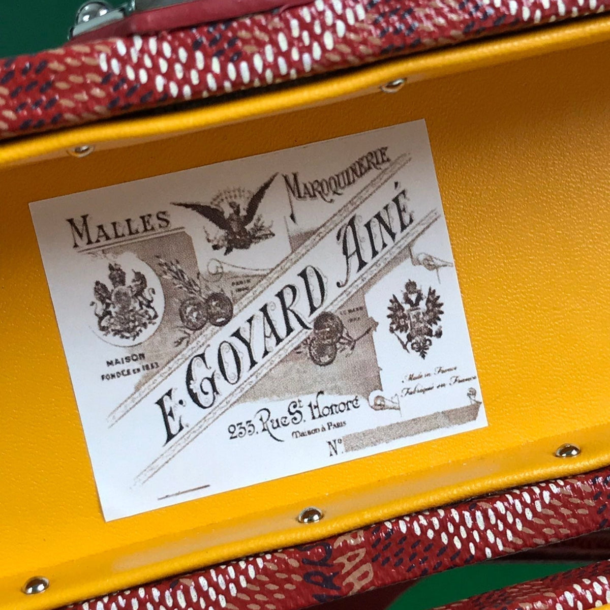 CASSETTE TRUNK BAG 21 IN BURGUNDY RED GOYARDINE CANVAS & CLAMECY COWHIDE
