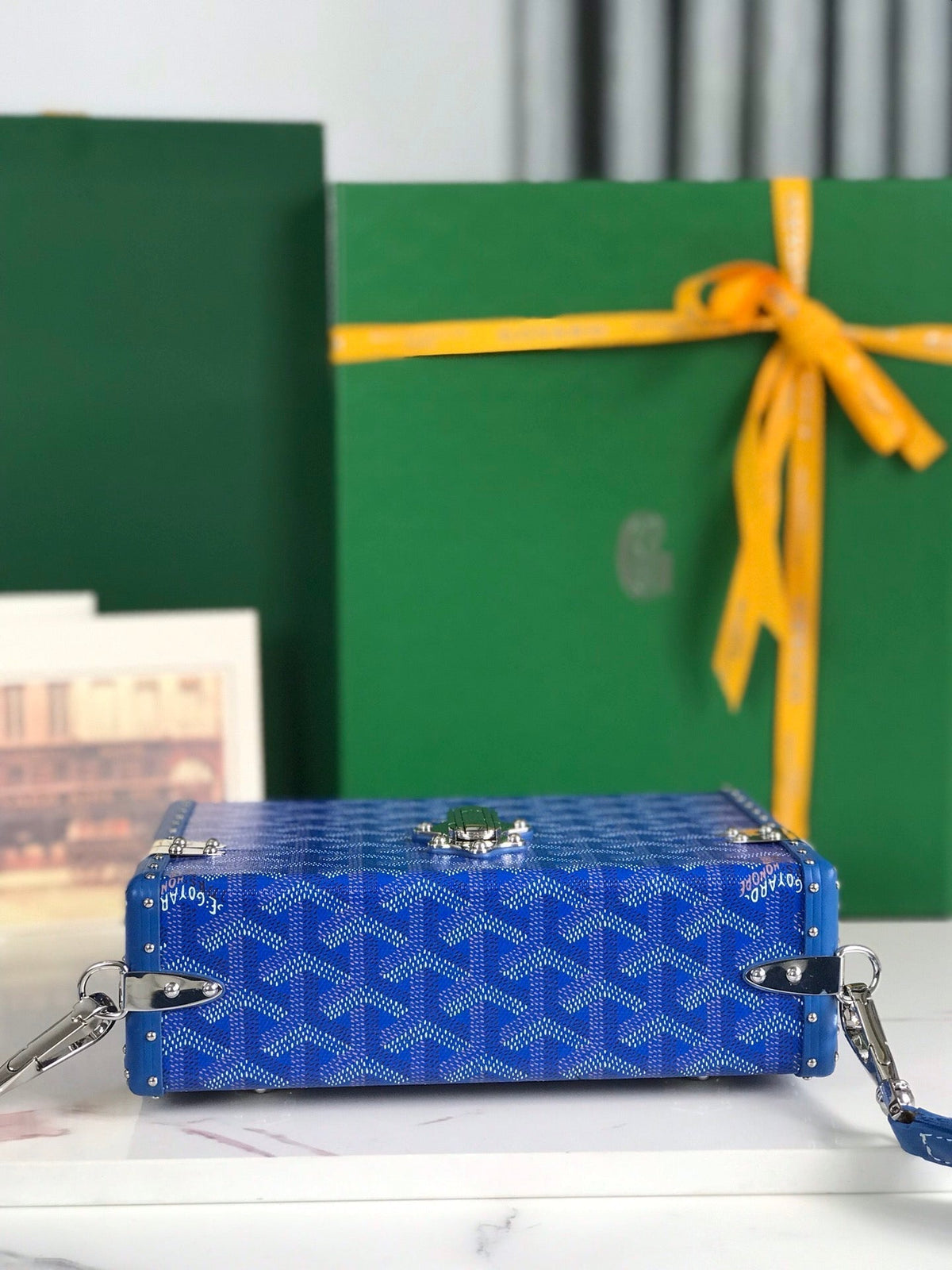 CASSETTE TRUNK BAG 21 IN BLUE GOYARDINE CANVAS & CLAMECY COWHIDE