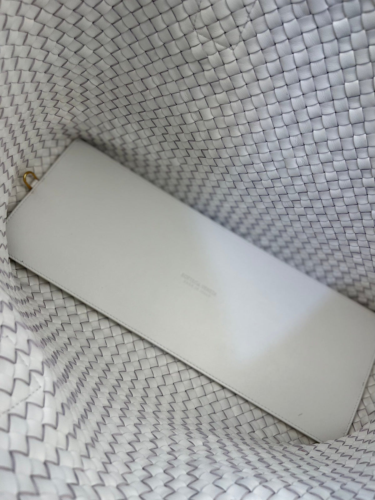 BOTTEGA VENETA SMALL CABAT 33 IN WHITE LAMBSKIN